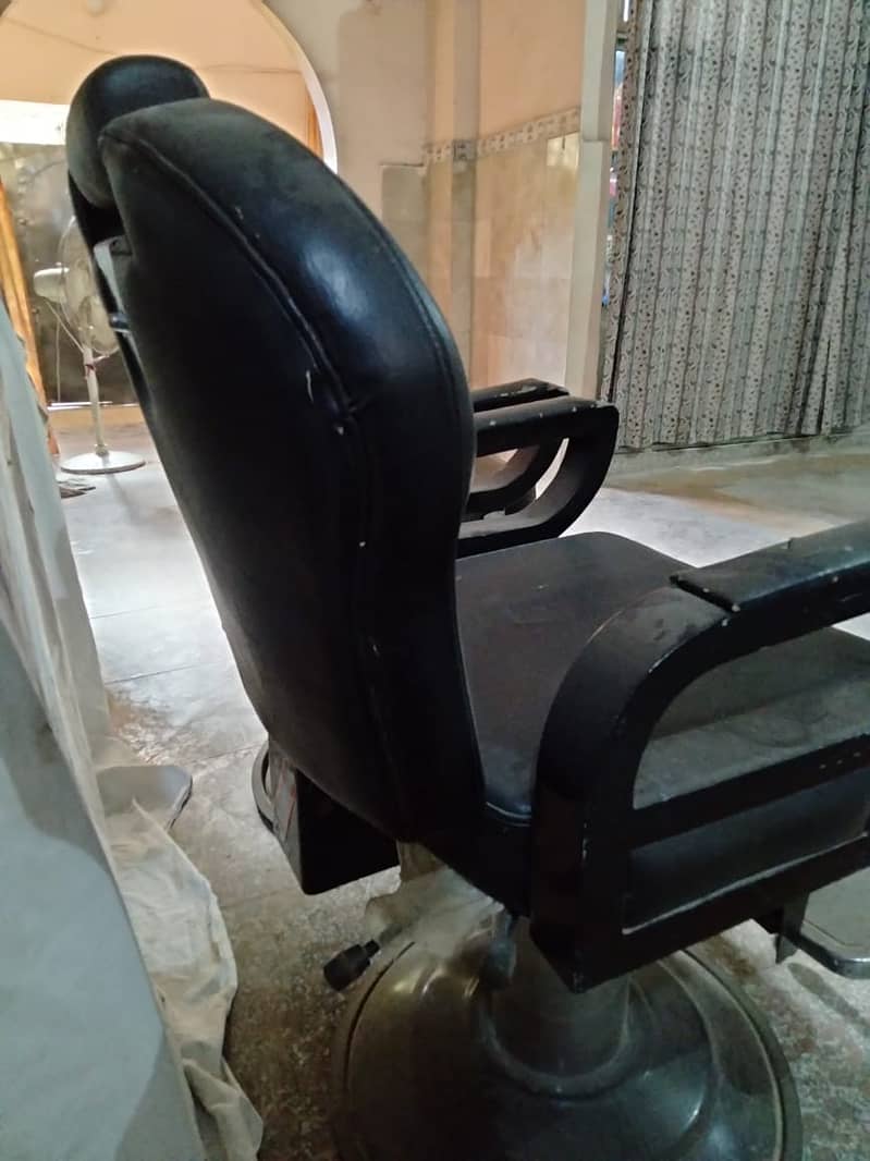 Barber Chair 2