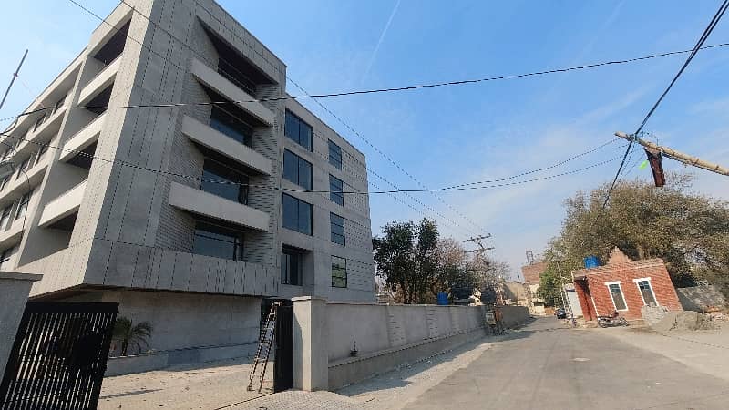 Prime Location 27000 Square Feet Building Is Available For Rent In Gulberg 3 1