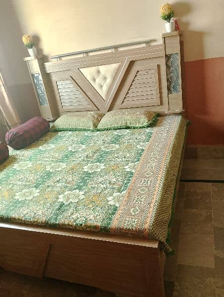 Bed In good condition 3