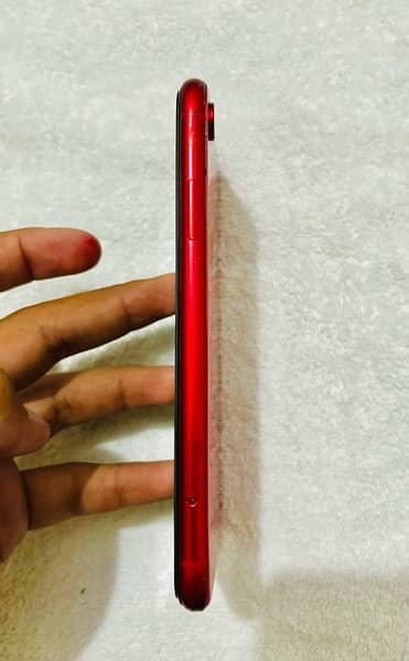 iPhone Xr(Product Red) Non PTA 7