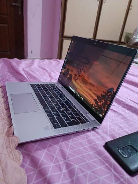 Hp 1030 G3 core i7 8th generation with 16 GB ram for sale 4