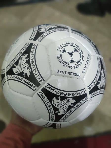 Etrusco Unico  Cup 1990 Official Match Ball Soccer Ball Size 5 1