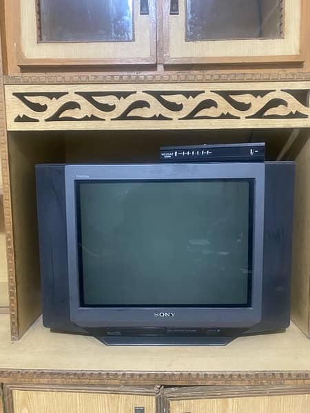 Tv cabinet with free sony tv 2