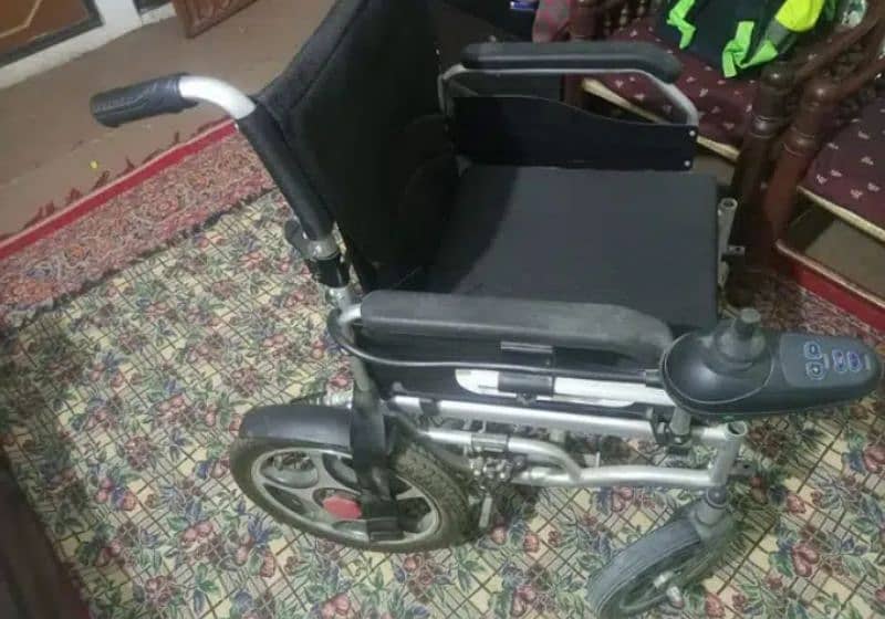 Automatic wheelchair 5