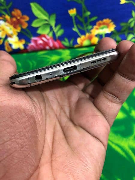 Oppo Reno 2F 8+5/128 10 by 8 condition 6