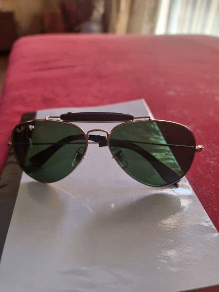 Sunglasses. 1