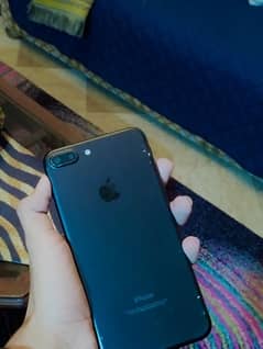 Iphone 7 plus home used face to face deal 0