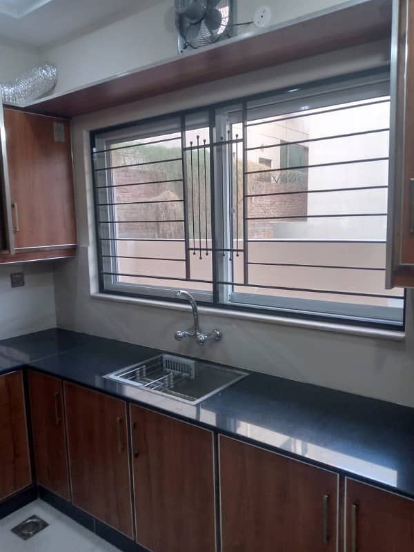 5 MARLA UPPER PORTION AVAILABLE FOR RENT IN DHA RAHBAR LAHORE 6
