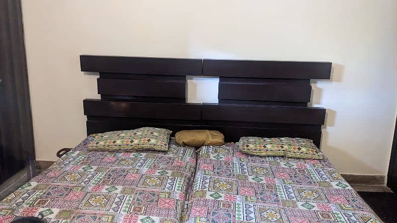 2 single wooden bed set 2