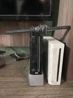 Wii PlayStation with 20 Games Installed 0