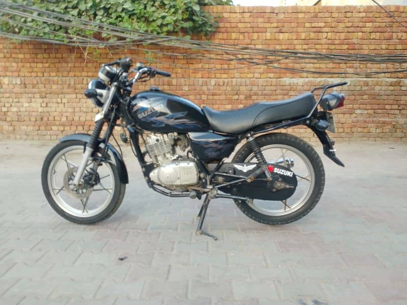 Suzuki GS 150 Special edition 0