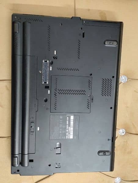 Lenovo ThinkPad core i5 laptop for sale in good condition 3