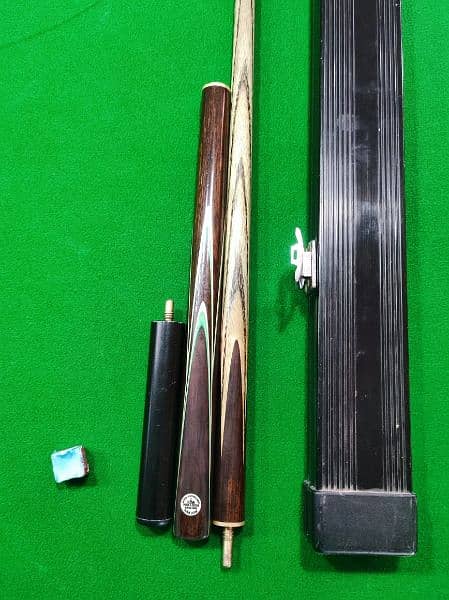 Peradon Harlow one hand used cue and box for sale . . . . . 1