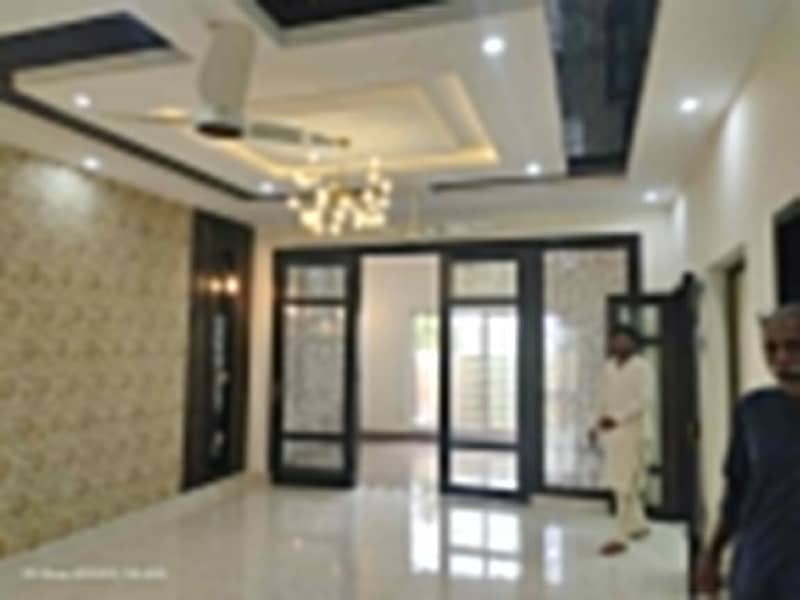 10 Marla Brand New Luxury Lavish House For Sale In Bahria Town Lahore. 3