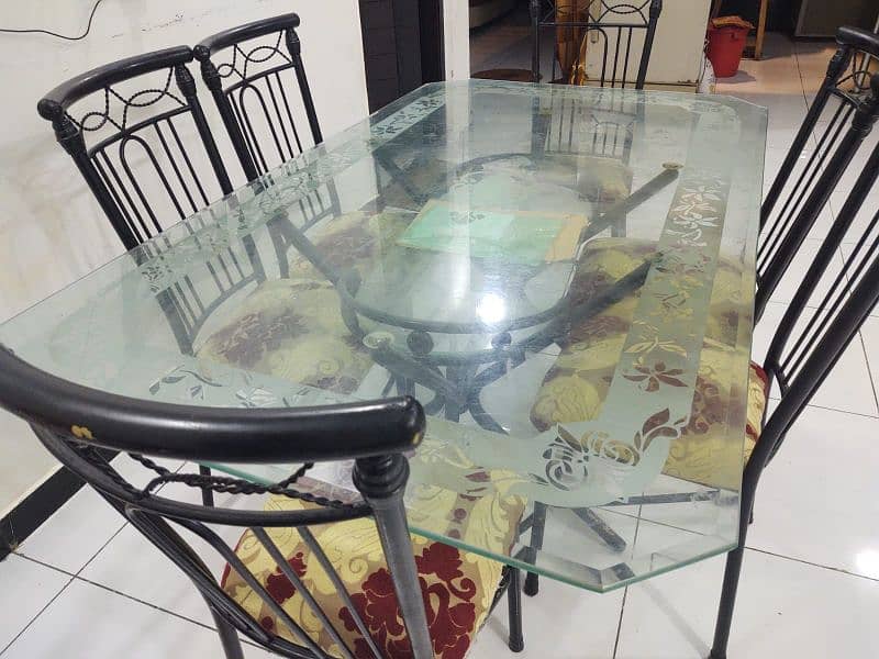 Beautiful & Antique Glass Dining Table with 6 Chairs 1
