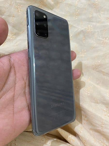 Samsung S20 plus 4