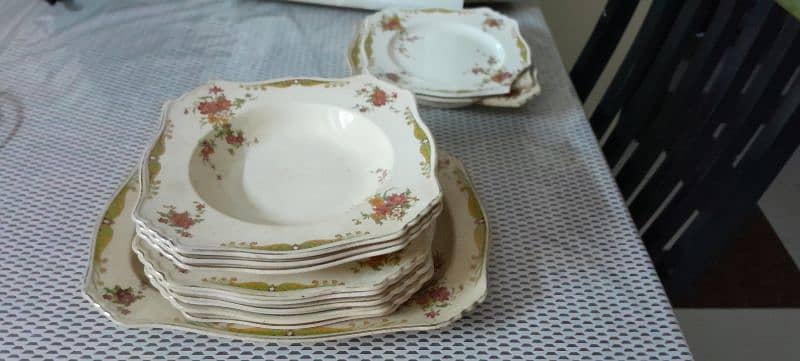 100 years old Antique 1928 Royal Winton Grimwades BEDFORD plates 3
