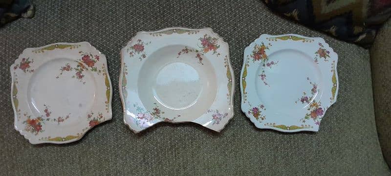 100 years old Antique 1928 Royal Winton Grimwades BEDFORD plates 6