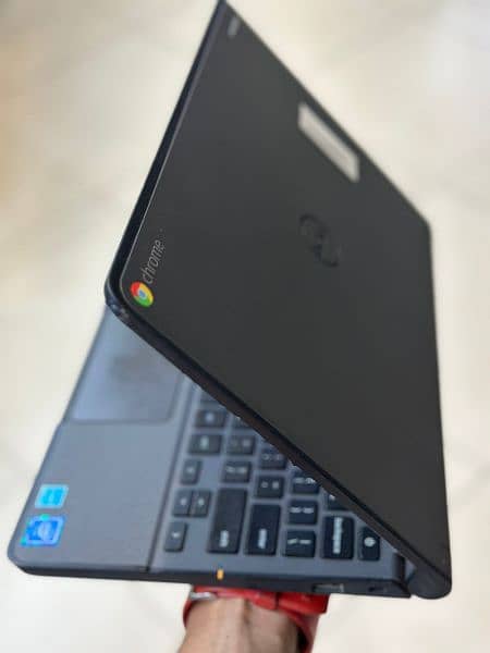 Chromebook Laptop 4GB 16GB DELL model p22t 1