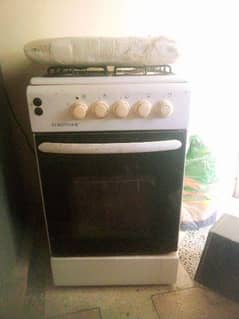oven with 4 burners