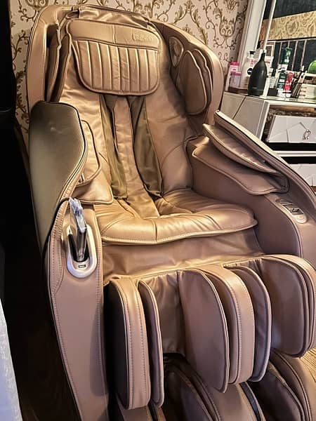 Highlife new condition seat massage chair 330k 2