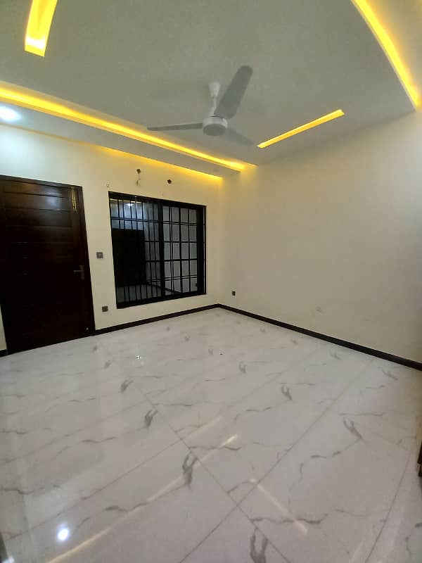 Ground Portion Available For Rent in E/11 5