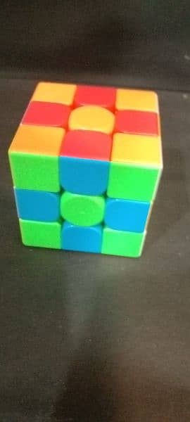 Moyu cube 3by3 pack of 2 only 800 1