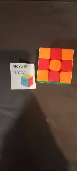 Moyu cube 3by3 pack of 2 only 800 4