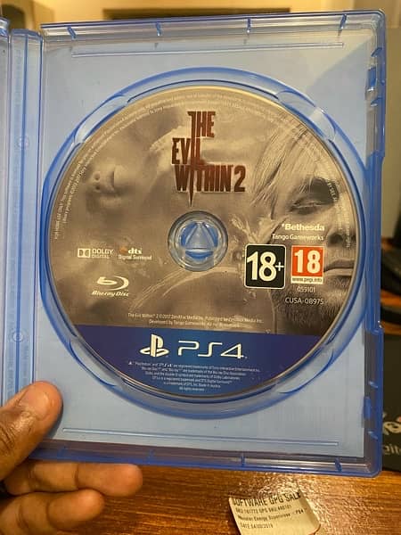 Evil Within 2 Ps4 10/10 condition 2