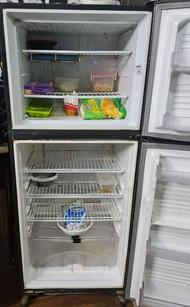 used refrigerator in good condition 1