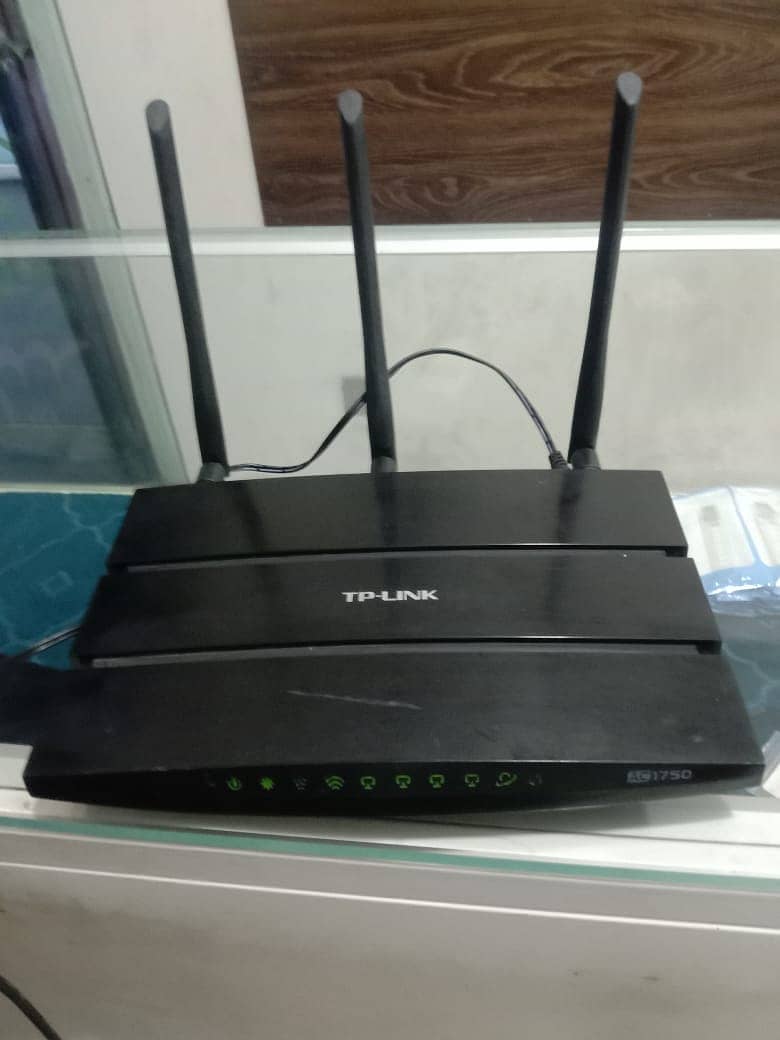 TP Link Archer C7 Ac1750 router for sale 1