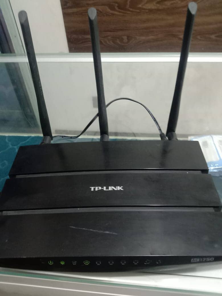 TP Link Archer C7 Ac1750 router for sale 2
