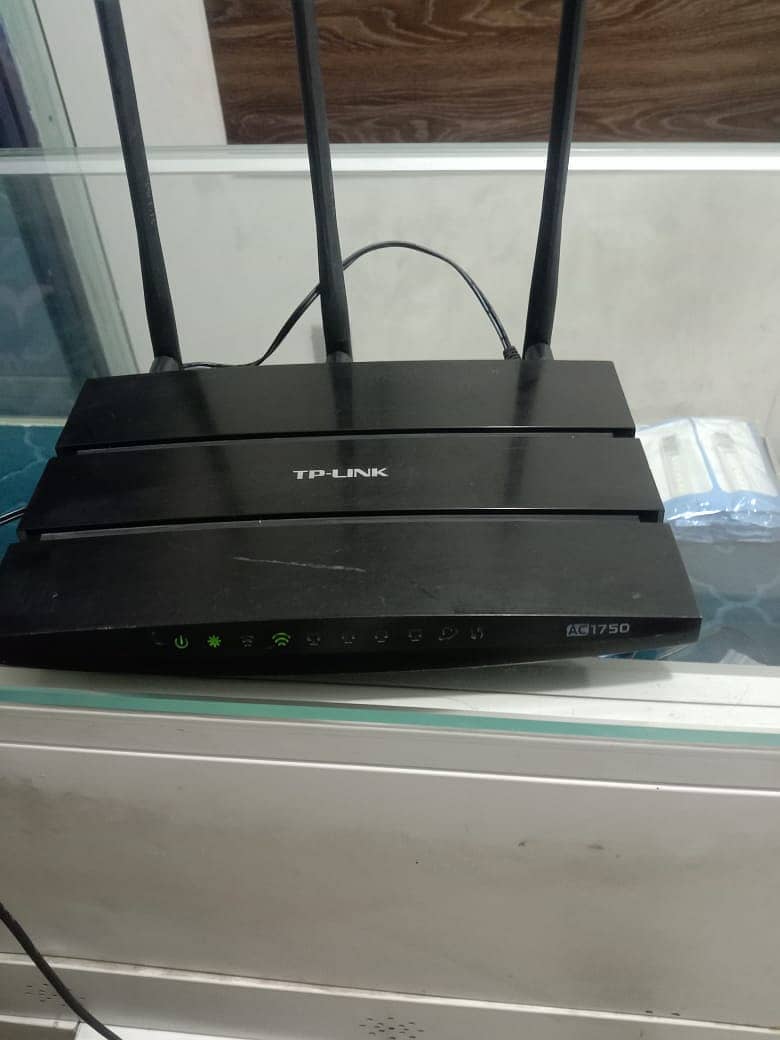 TP Link Archer C7 Ac1750 router for sale 3