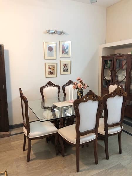 wooden dining table urgent sale 8