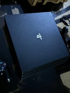PS4 Pro 1TB Box