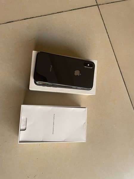 i phone xs 64 gb PTA approved 11
