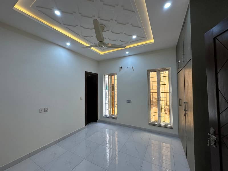 8 Marla modern Brand New house Available for sale in Ali block Bahria Town Lahore 21
