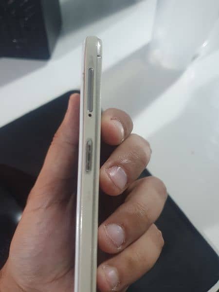 oppo A57 4/64 pta aproved 3