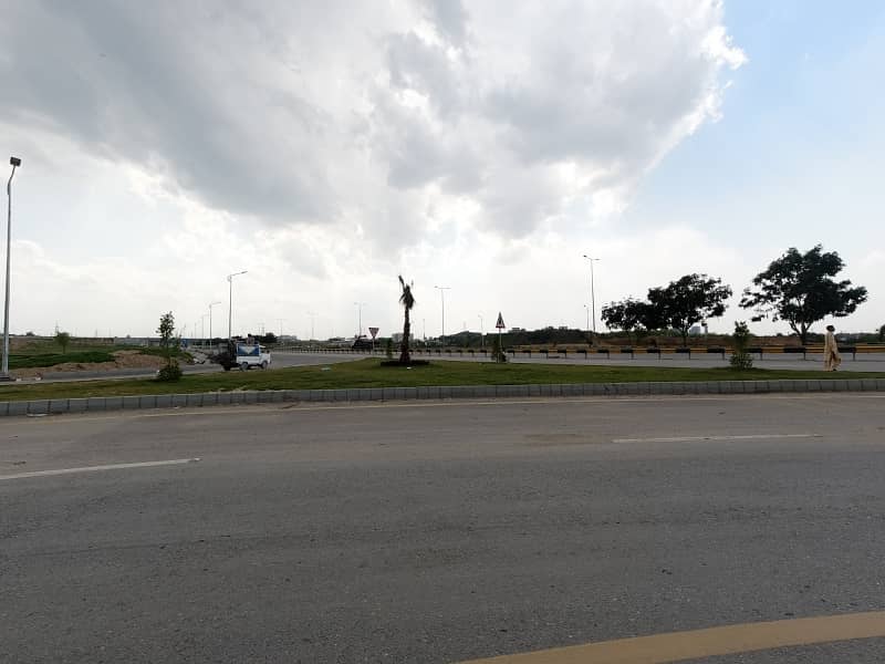 Find Your Ideal On Excellent Location Residential Plot In Islamabad Under Rs. 1500000 4