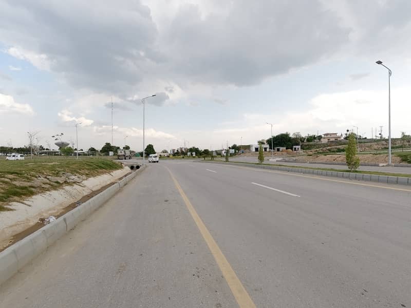 Find Your Ideal On Excellent Location Residential Plot In Islamabad Under Rs. 1500000 6