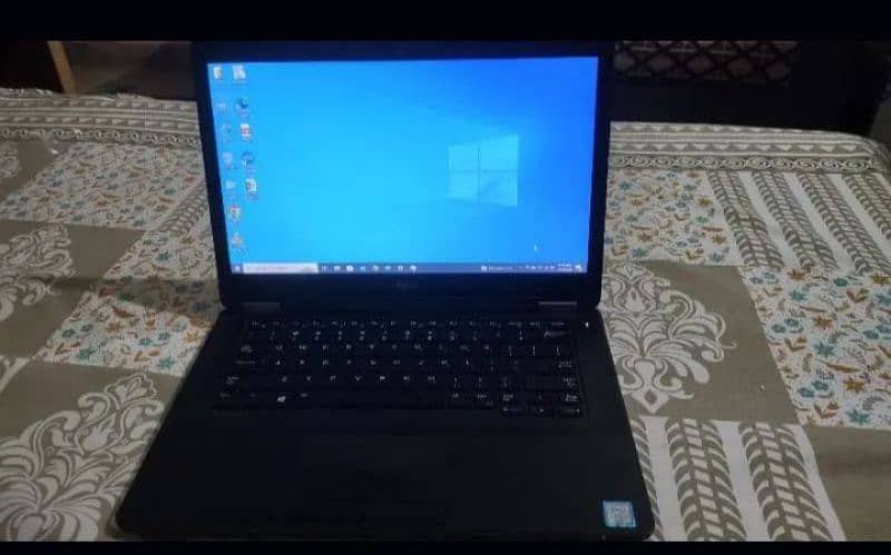 DELL LATITUDE E5470  Core i5 6th GENERATION 0