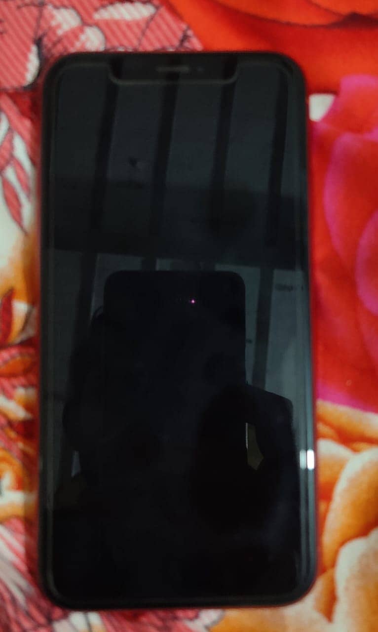 Iphone xr red 10by10 2