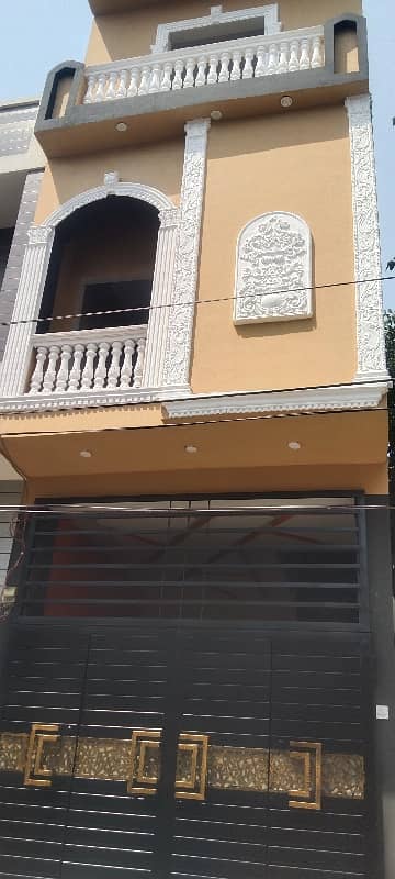 BRAND NEW HOUSE DOUBLE STORY GREEN TOWN LAHORE FOR SALE HOUSE 2.5 MARLA INVESTMENT TIME TILE WOOD WORK 11