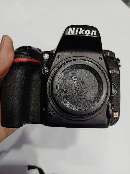 Nikon D750 With Silicon Cover 1