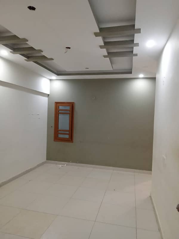 3 Bed D/D With Lift 3rd Floor Upper Portion For Sale 0