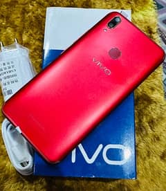 Vivo Y85 4/64 With Box Charger