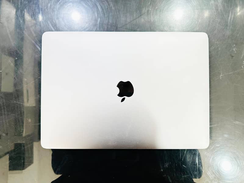Apple Macbook Pro 2017 Core i5 16/256 1