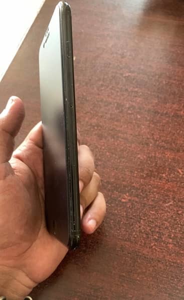 iPhone 7plus 128GB PTA Apparove CPLC clear 3