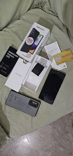 Samsung Galaxy A52 With Box Dual Sim Officil PTA 8/128 original 10/10.