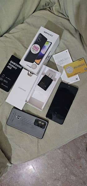 Samsung Galaxy A52 With Box Dual Sim PTA 8/128 original 10/10. 0